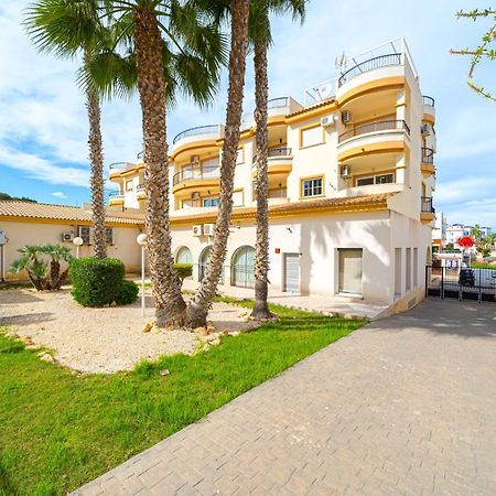 Villamartin Apartment. Excellent Location For Golfers, Cyclists And Hikers ภายนอก รูปภาพ