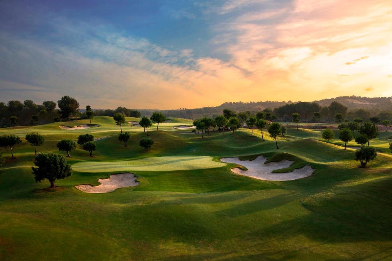 Villamartin Apartment. Excellent Location For Golfers, Cyclists And Hikers ภายนอก รูปภาพ