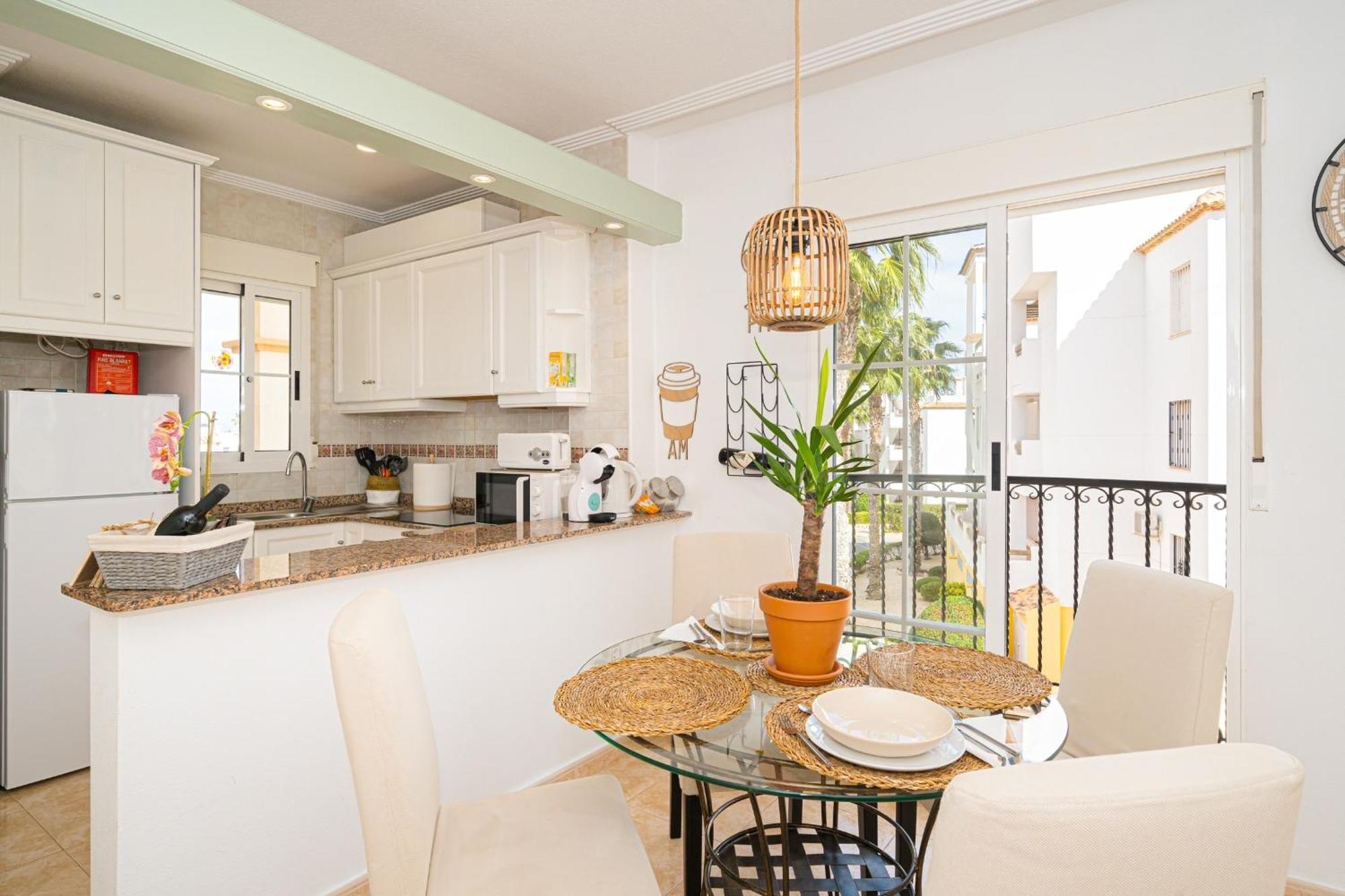 Villamartin Apartment. Excellent Location For Golfers, Cyclists And Hikers ภายนอก รูปภาพ